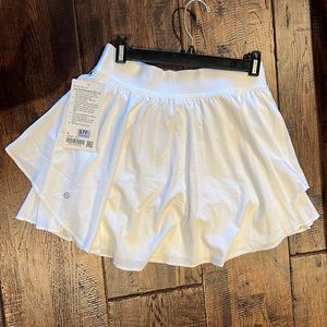 White Court Rival Perforated HR skirt